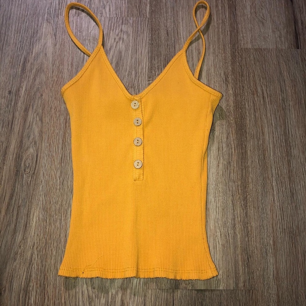 Yellow crop top w fake buttons